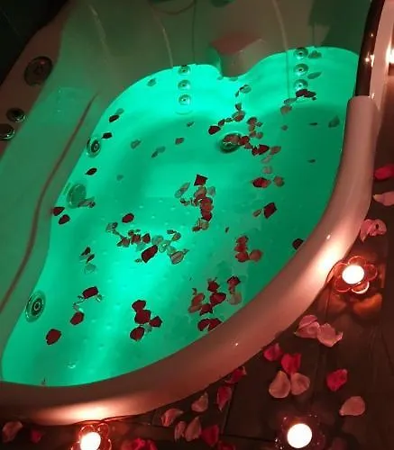 Le Mas Rose Bed and Breakfast